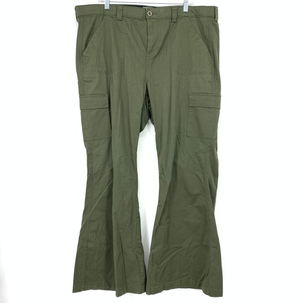Torrid Super Flare Leg Chino Pants Womens Size 18 Regular Olive Green Stretch